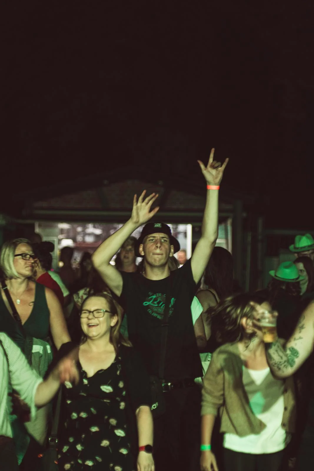 Hochzeitsfeier aus Sicht des DJ-Pults