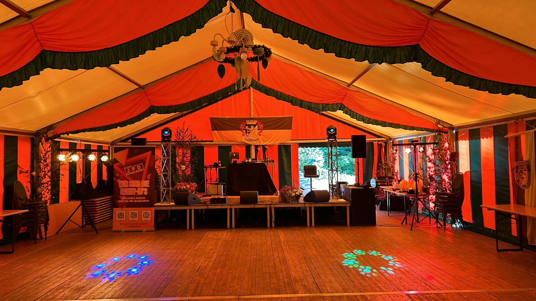 Veranstaltungsaufbau von DJ TEAM JPD bei einem Fest in der Region