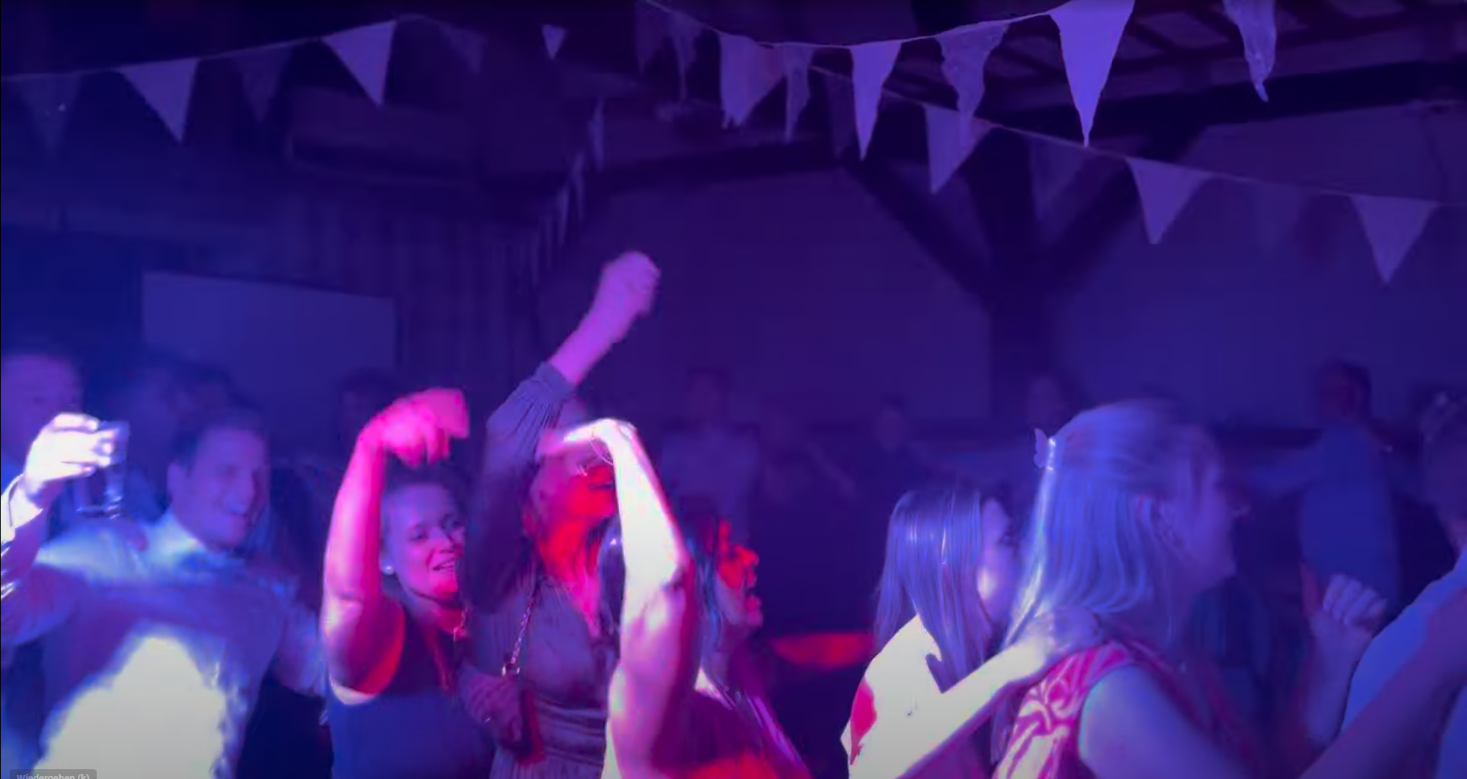 Hochzeit in Salzwedel – DJ Team JPD mit Musik & Kaltfontänen im Event-Gasthof Kunitz